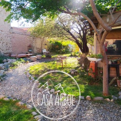 Casa Arbol Domos Hostel Cafayate Exterior photo